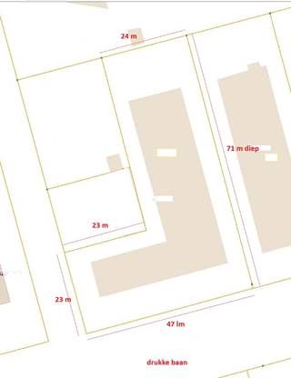 Dit pand (1 bouwlaag) op een hoek, op een terrein van 2.307 m², is ideaal gelegen langsheen een drukke verbindingsweg, samen met...