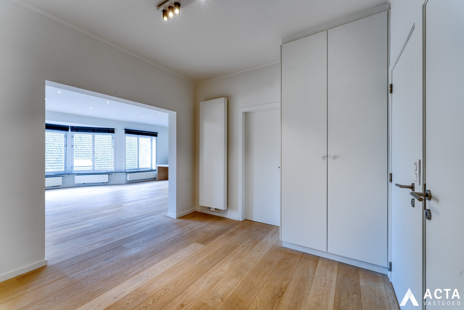 Ruim instapklaar appartement met twee slaapkamers in het centrum van Oostende - foto 3