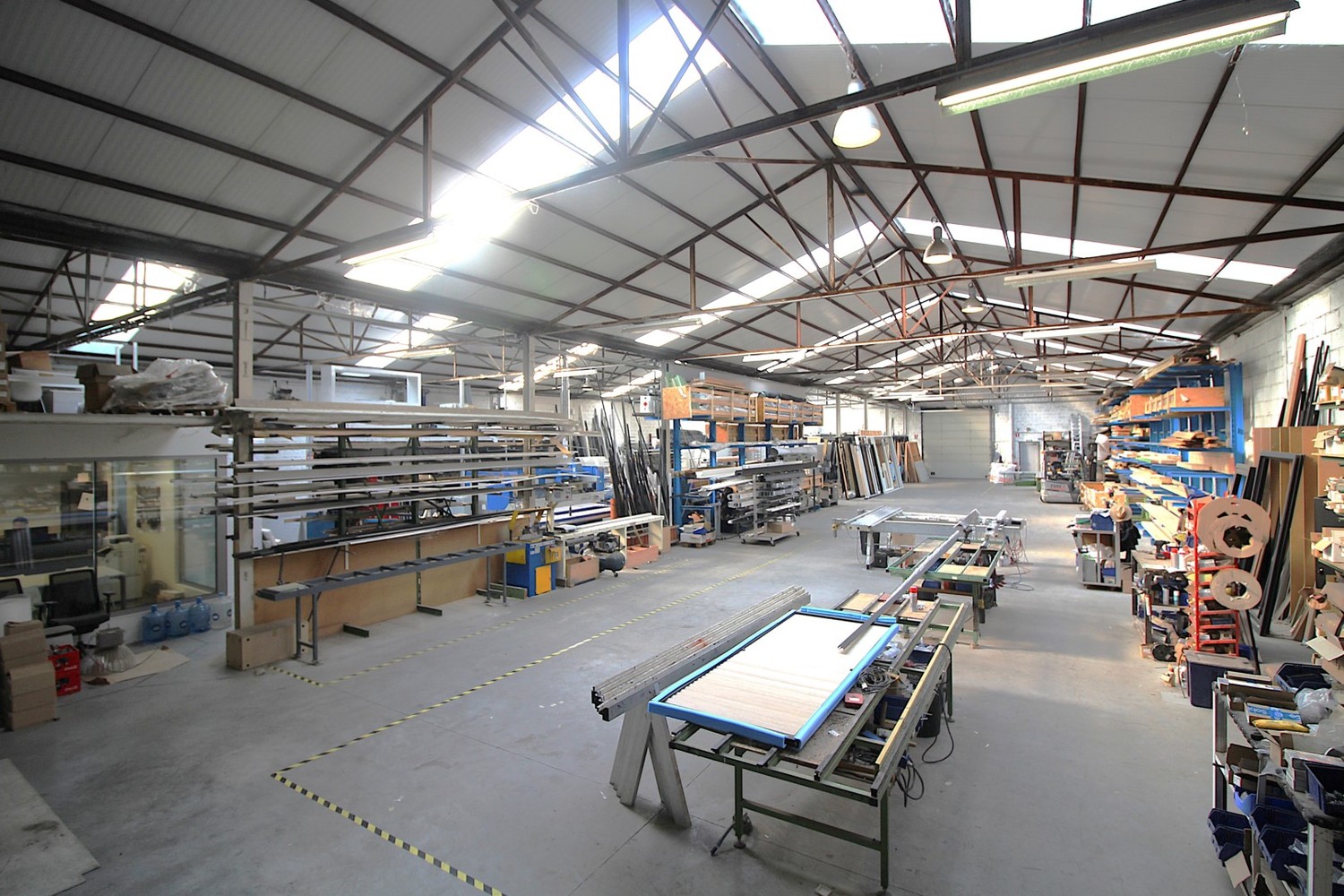 Maldegem | industriezone Krommewege – compleet uitgerust bedrijfsgebouw van ca.1.230m². - foto 4