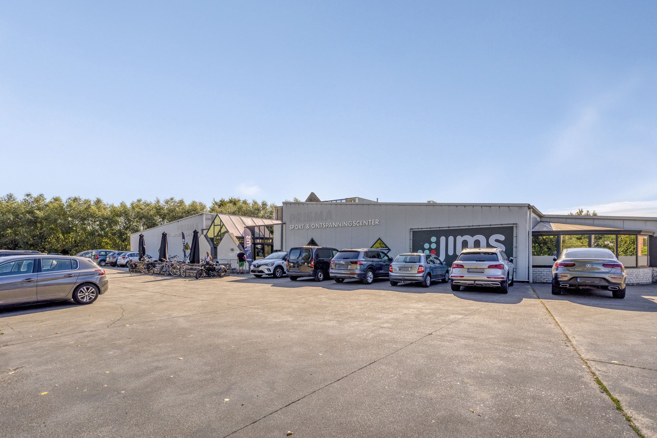 Fitnesscomplex met residentieel appartement - foto 2