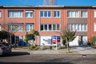 HOBOKEN | OP TE FRISSEN GEZINSWONING MET TWEE SLAAPKAMERS, KINDERSLAAPKAMER EN TUIN OP EEN TOTALE GRONDOPPERVLAKTE VAN 156m² | EPC C |Indeling als...