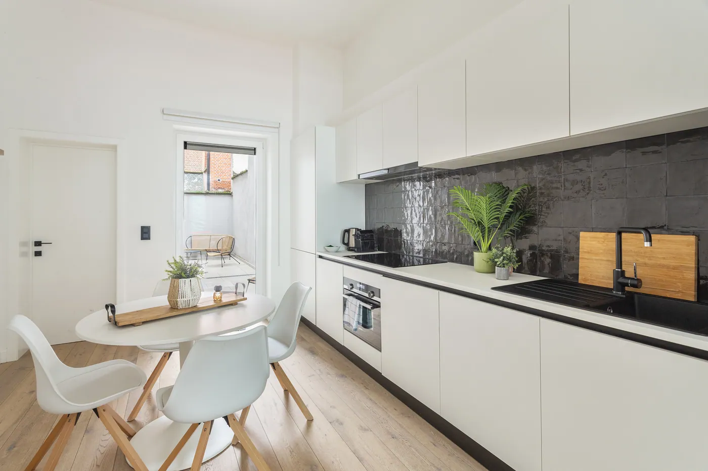 Modern 1slpk-appartement met buitenruimte op toplocatie! - foto 4