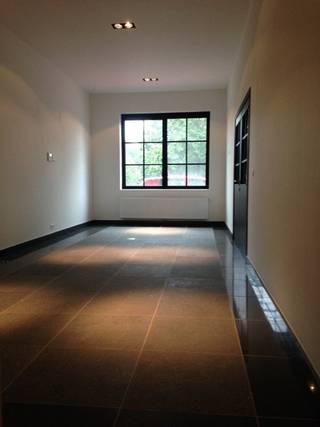 Nabij de Heide en centrum Waasmunster bieden wij u deze instapklare gelijkvloerse kantoorruimte aan (ca. 60 m²). Mogelijkheid tot aparte...