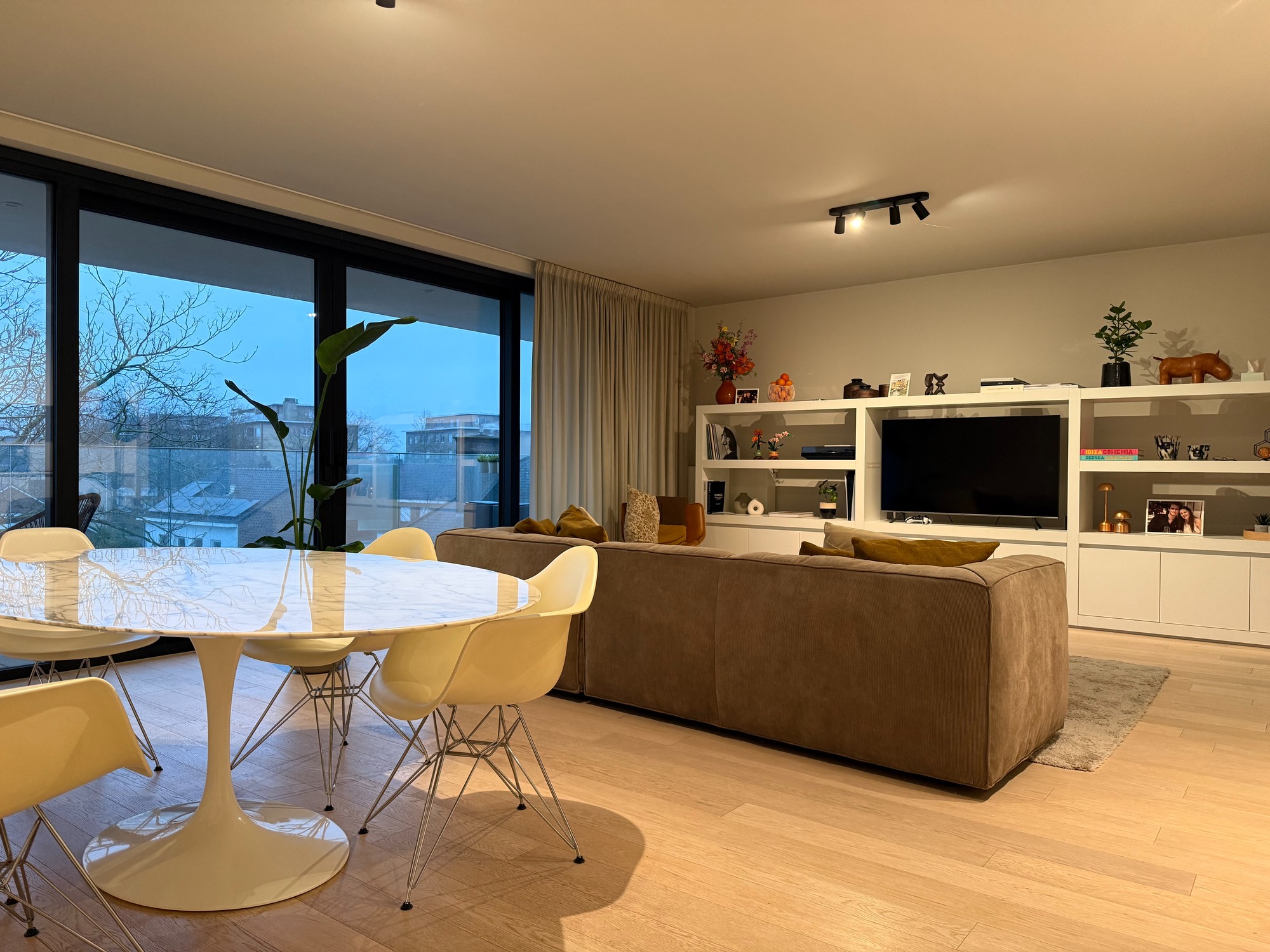 Recent GESCHILDERD  appartement in centrum Deerlijk | St Amandusstraat - foto 3