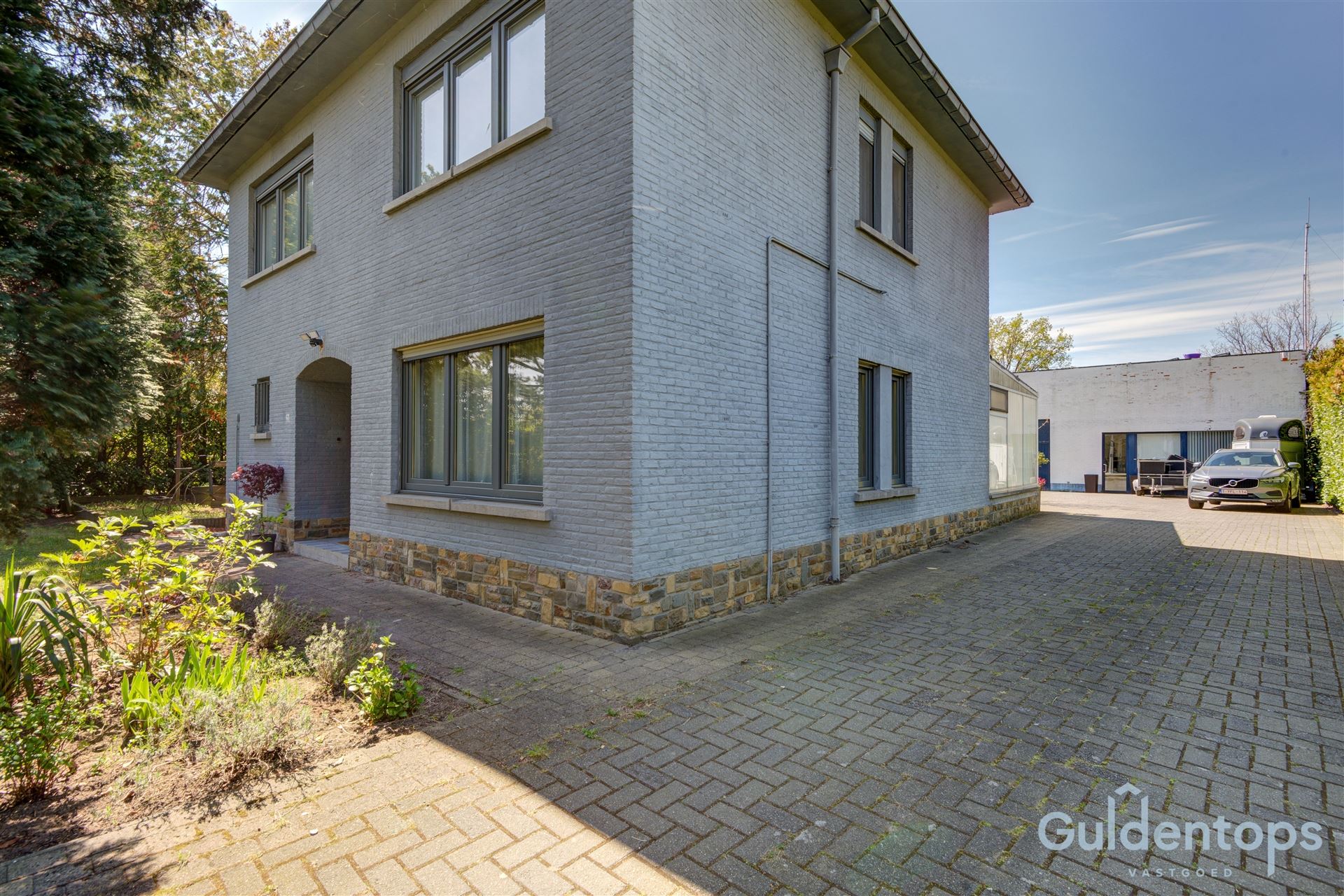 Vrijstaande woning met atelier op perceel van 1776m2 - foto 2