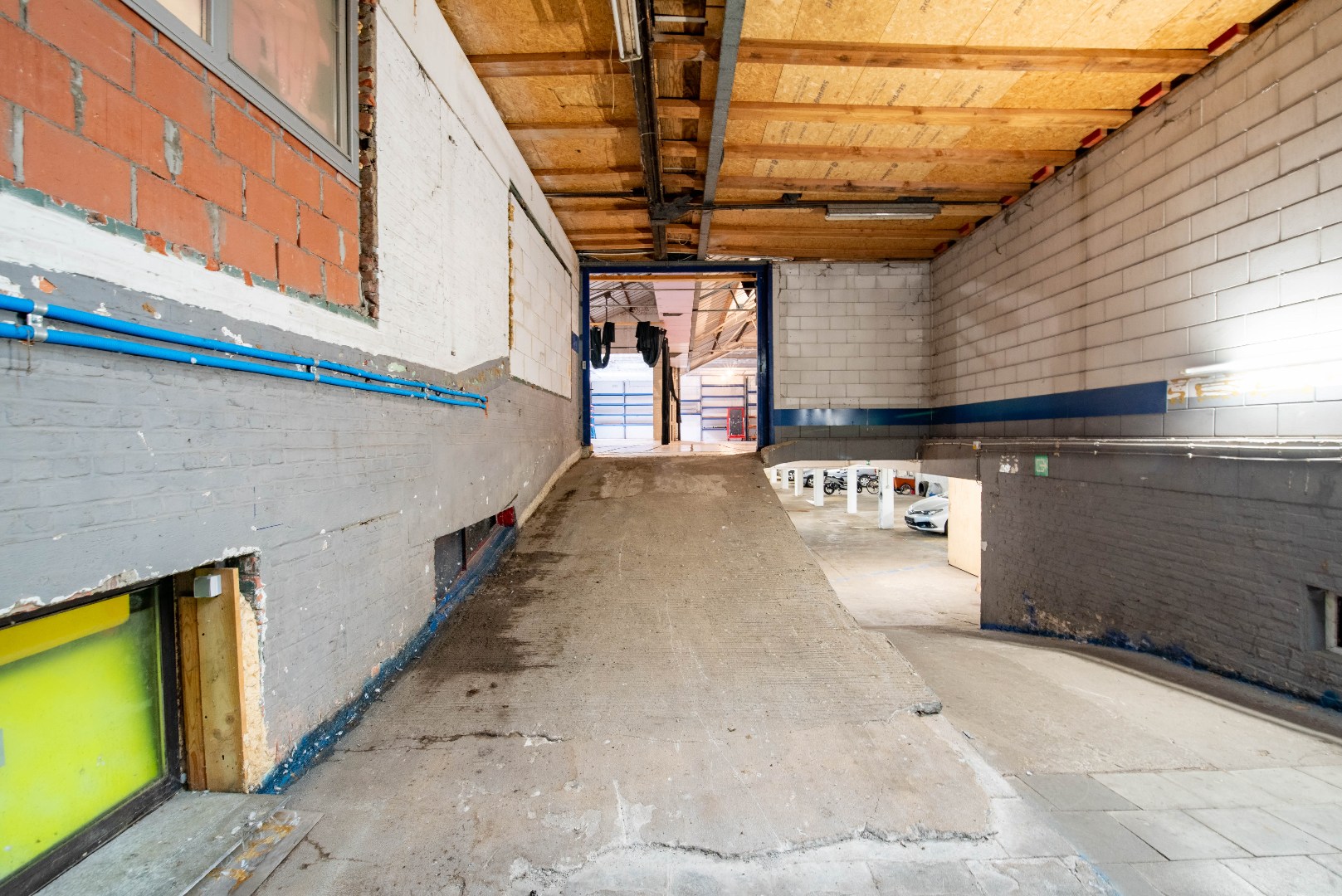 Multifunctioneel magazijn van 647 m², opdeelbaar in units - foto 4