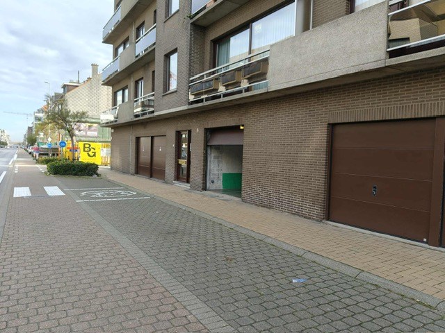 Garage très facile d'accès au rez-de-chaussée. - photo 1