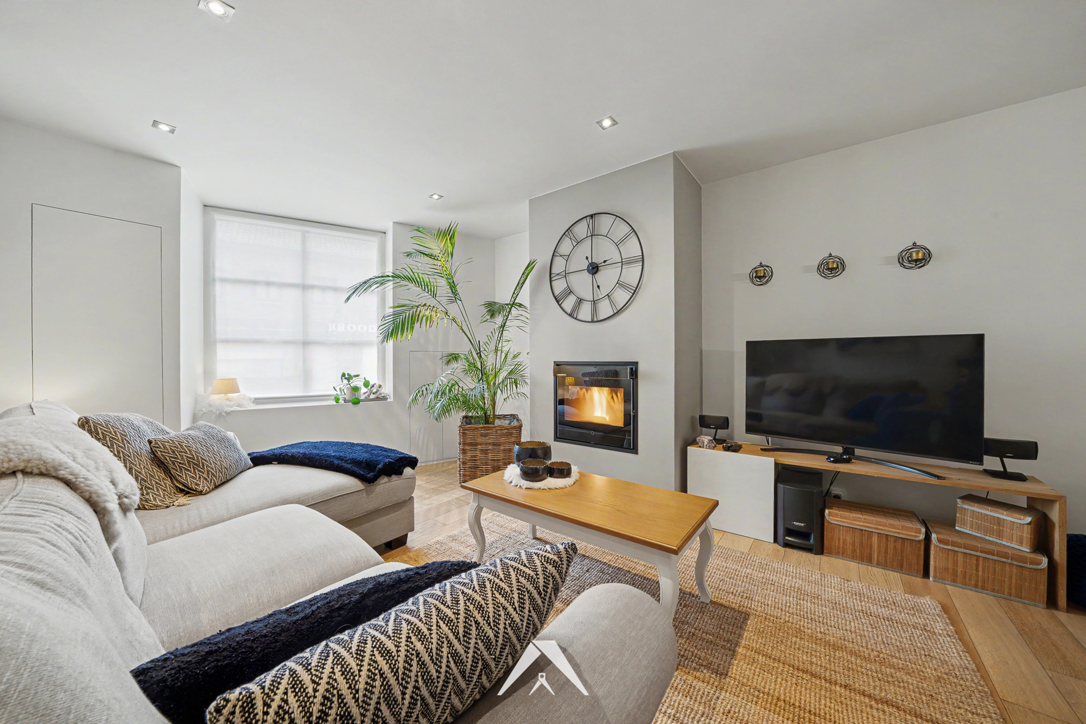 Instapklare, gerenoveerde woning met garage en uitweg! - foto 3