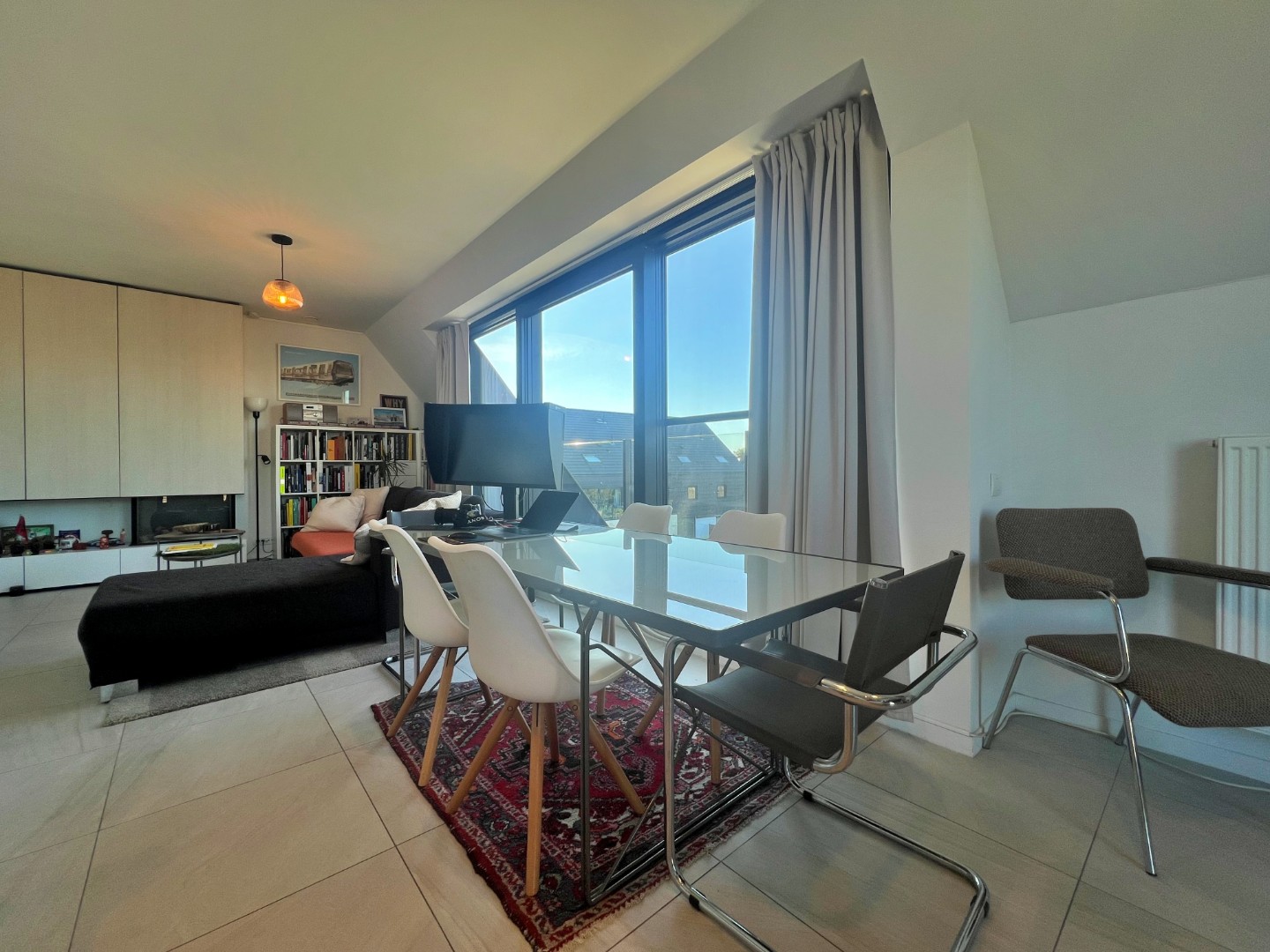 Recent 2-slaapkamer appartement met verschillende terrassen, een kelderberging en een parkeerplaats - foto 2