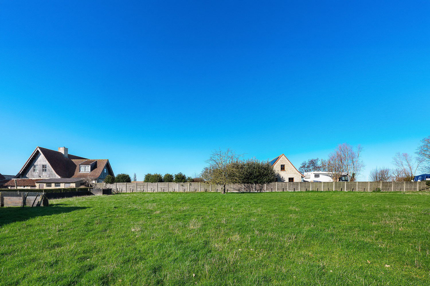 Te renoveren hoeve / projectgrond op 2.587 m² in Hoeke bij de Damse Vaart - foto 5