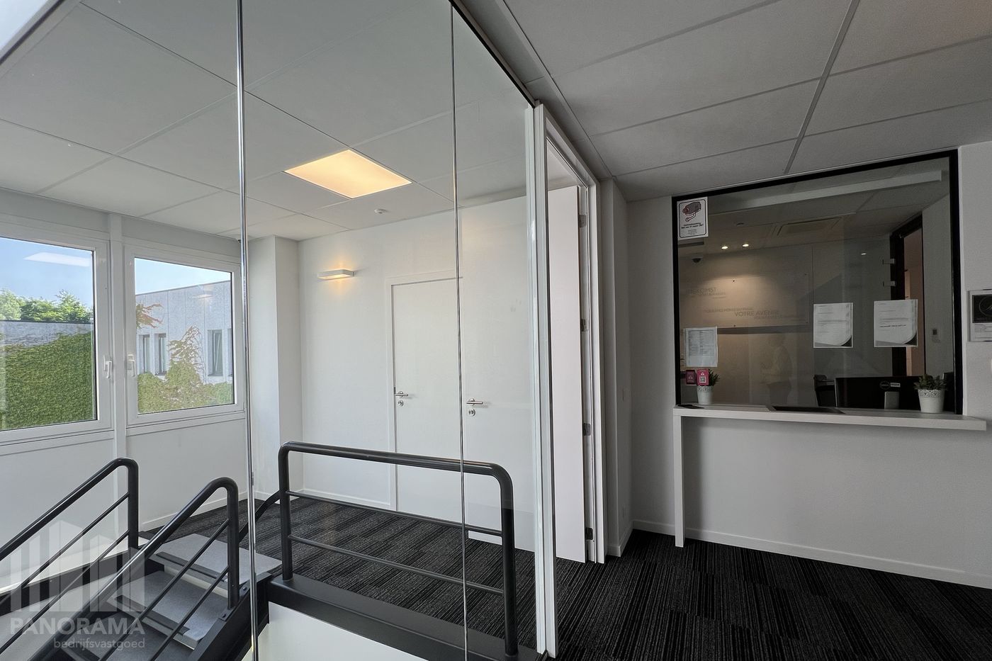 900 m² Kantoren en 11 parkeerplaatsen te koop, visibiliteit van Pontbeeklaan! - foto 5