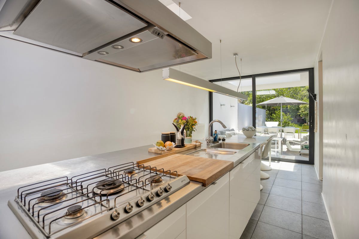Charming home in a prime location with a beautiful garden in Hasselt - photo 5