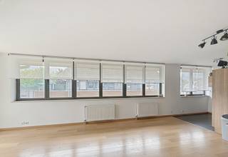 Dit appartement met twee slaapkamers van ±86 m² is ideaal gelegen in het hart van Waterloo, in een levendige wijk op een steenworp afstand...