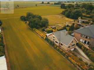 Deze landelijke villa in Neerwinden, een deelgemeente van Landen, is een echt toppertje.De woning biedt niet alleen veel ruimte buiten, maar ook...