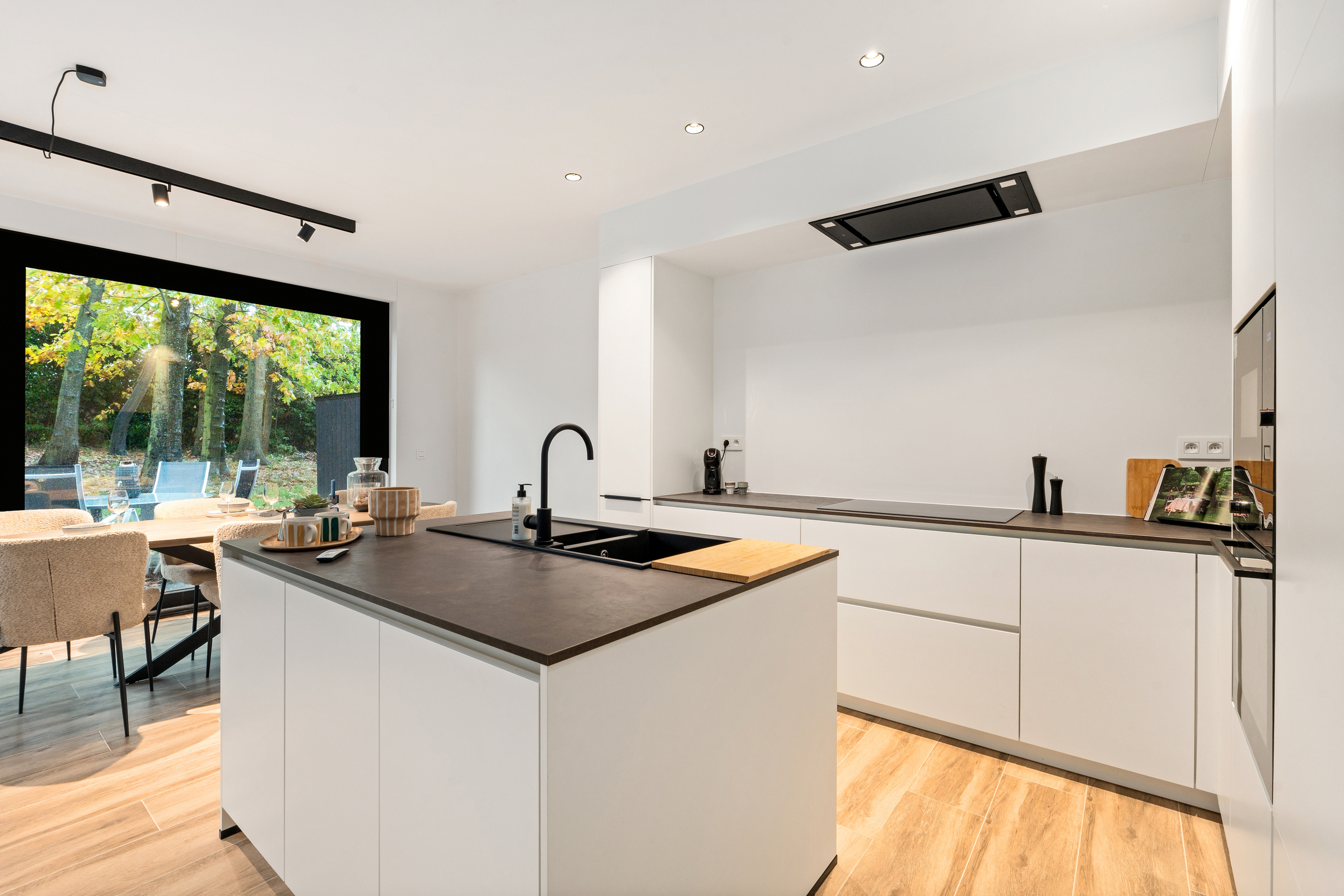 Nieuwbouwwoning met 4 slaapkamers te koop in Zwevegem - foto 4