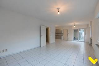 *Ideaal startersappartement of investeringskans in Ham**Op zoek naar een ideaal gelegen gelijkvloers appartement in Ham? Dit appartement aan de...