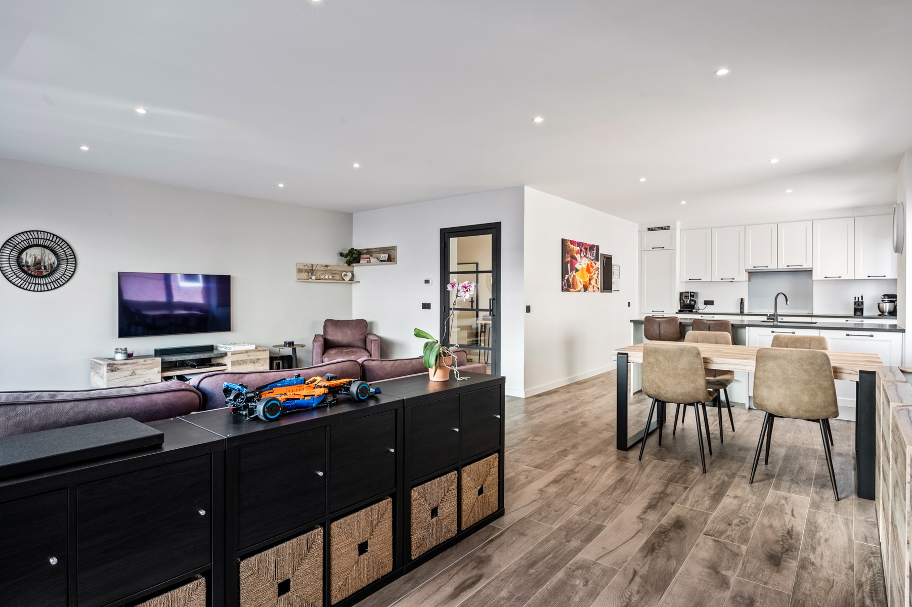 Prachtig gerenoveerd appartement met garage - foto 5