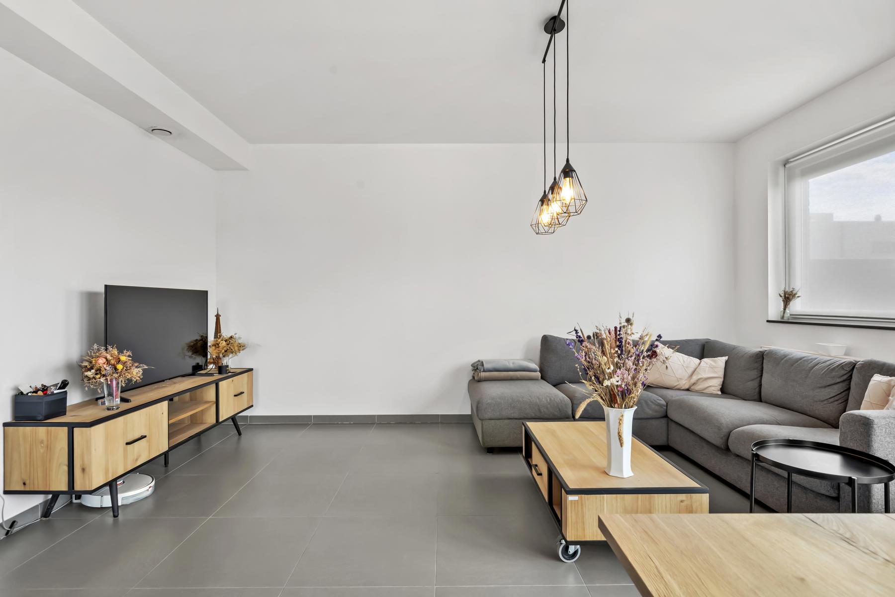 Tweeslaapkamer appartement met ruim terras in centrum Lokeren  - foto 5