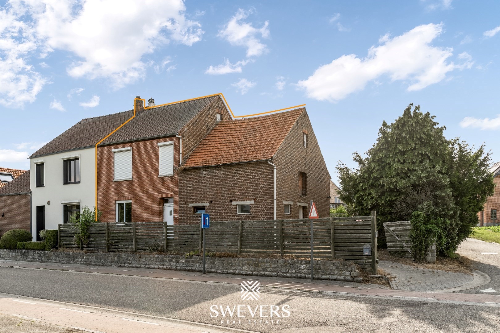 Renovatieproject met toekomst in Halen – halfopen woning met tuin - foto 1