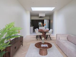 In het levendige Ledeberg bevindt zich deze volledig gerenoveerde en hoogwaardig afgewerkte woning, waar kwaliteit en comfort centraal staan. Bij...