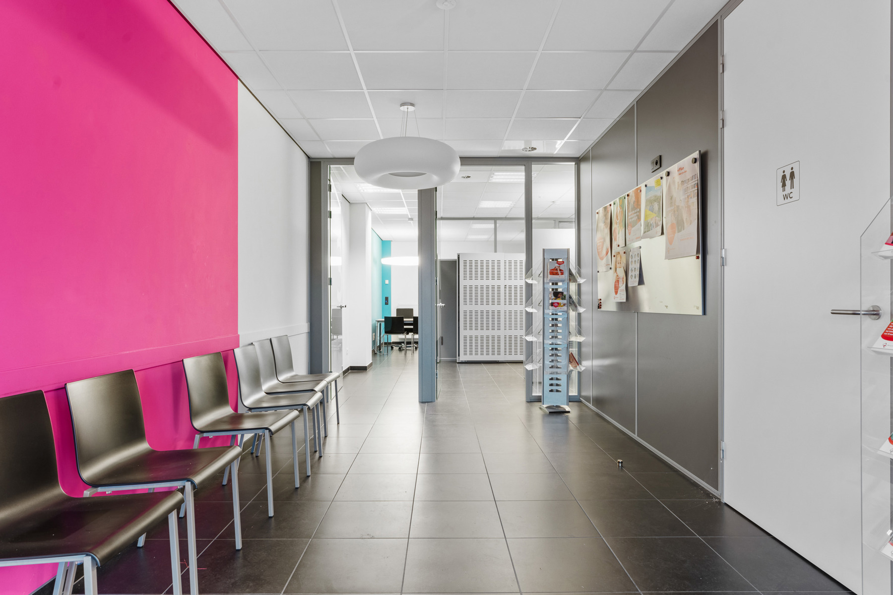 Handelspand/kantoorruimte op centrale ligging in Buggenhout - foto 5