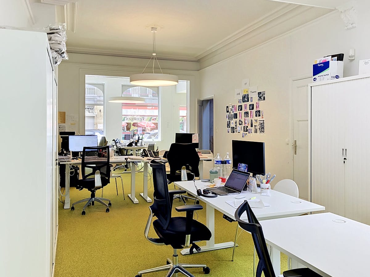 Bureaux ou locaux commerciaux prêts à emménager (130 m²) à louer dans la Rijselstraat - photo 5