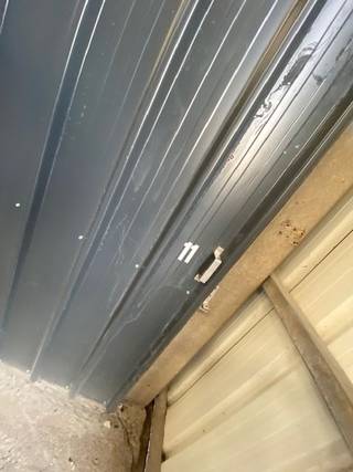 Loods te huur van 6 meter breed en 8,5 meter diep€200 + BTW  21% + 1/12 grondlasten De oppervlakte is +/- 50m²:- 6 meter breed- 8,5 meter diep-...