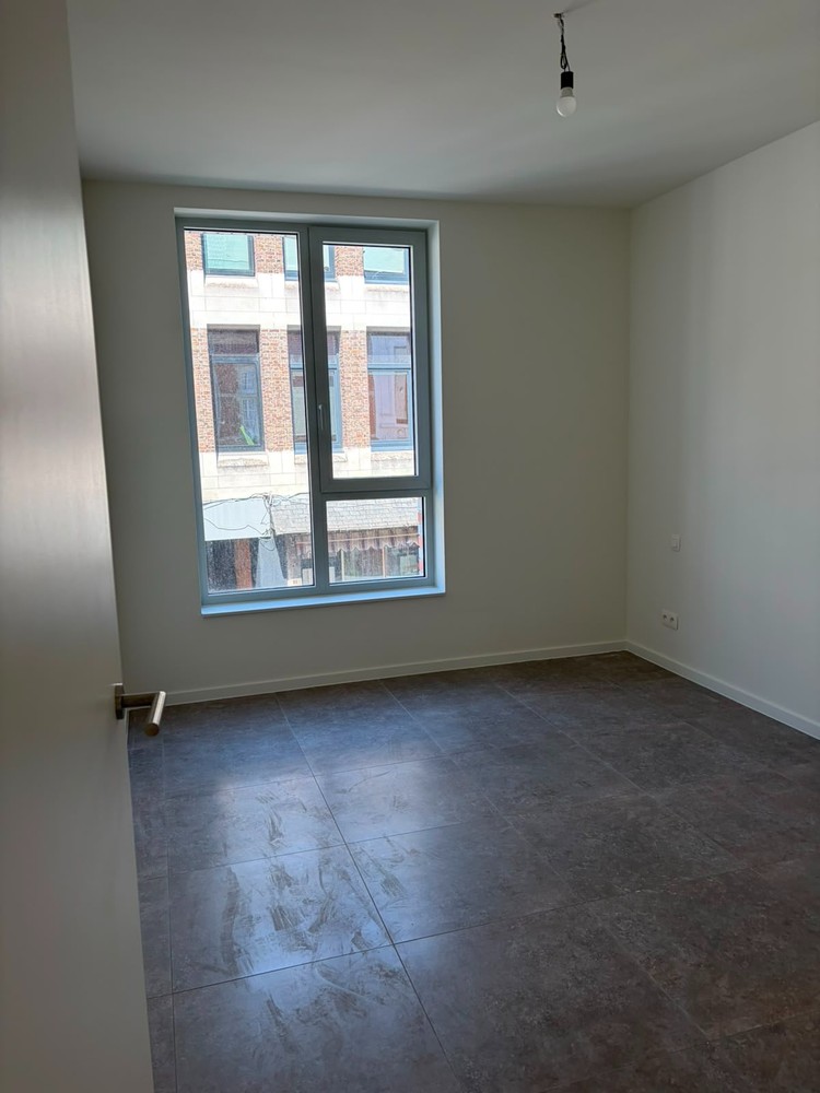 2 slaapkamer appartement te huur met ruim terras in hartje Lier - foto 4