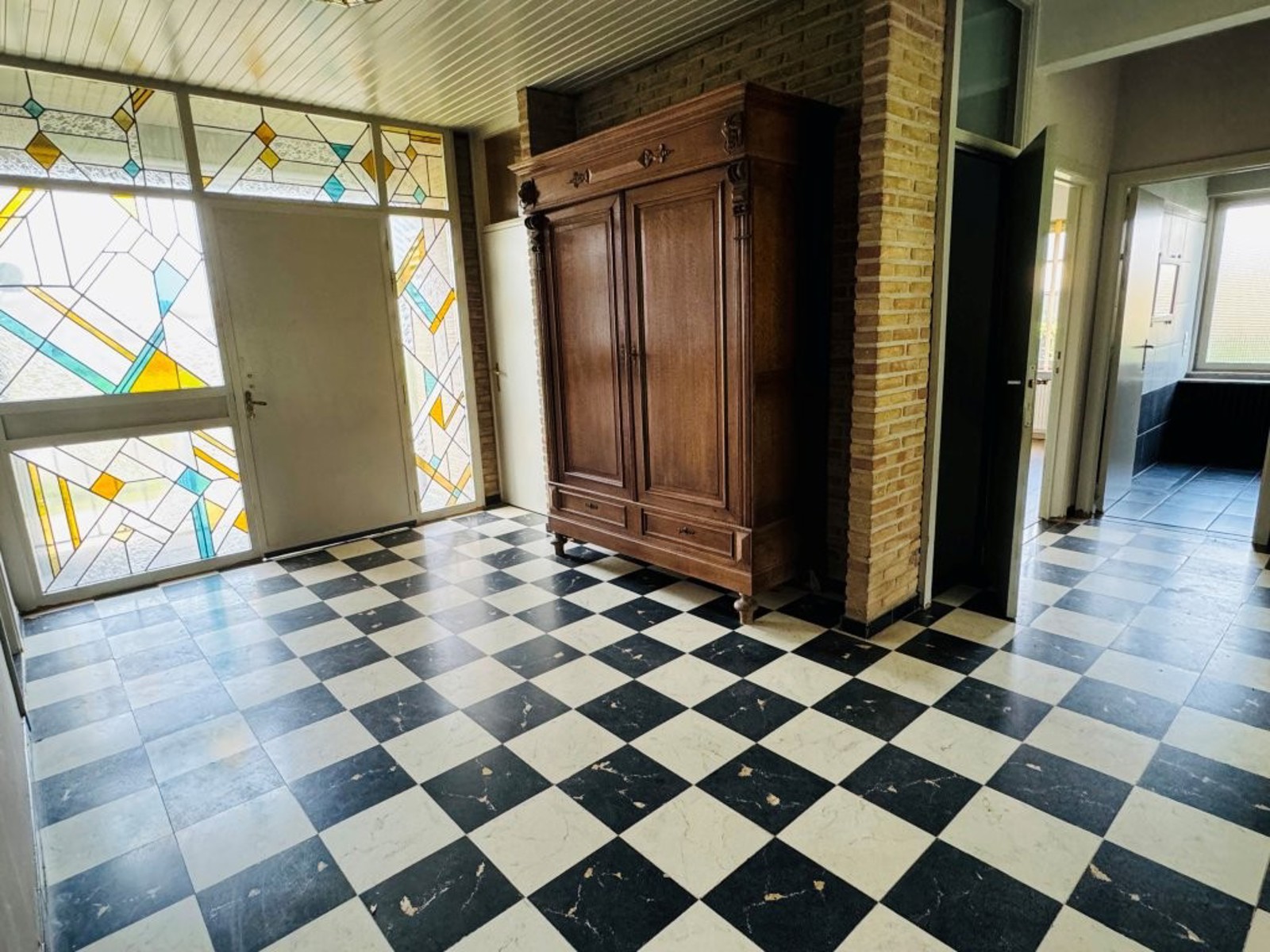 Landelijk gelegen woning met 2 slaapkamers en grote tuin. - foto 2