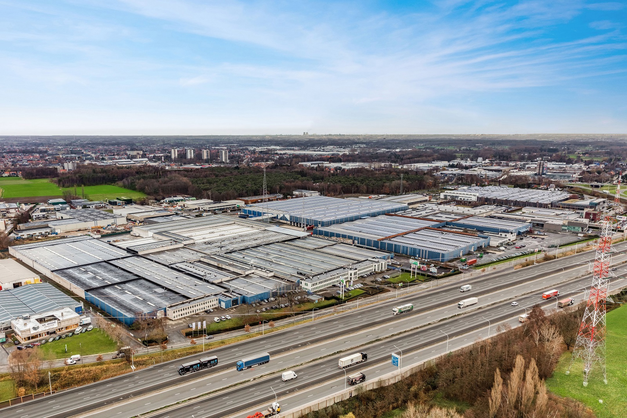 Commercial à louer à Saint-Nicolas - photo 1