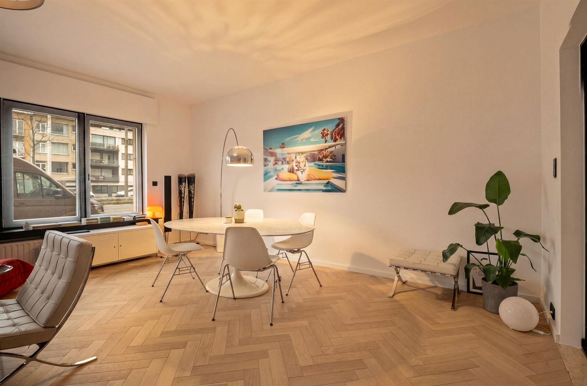 Uniek gelijkvloers appartement + tuin en garage - foto 4