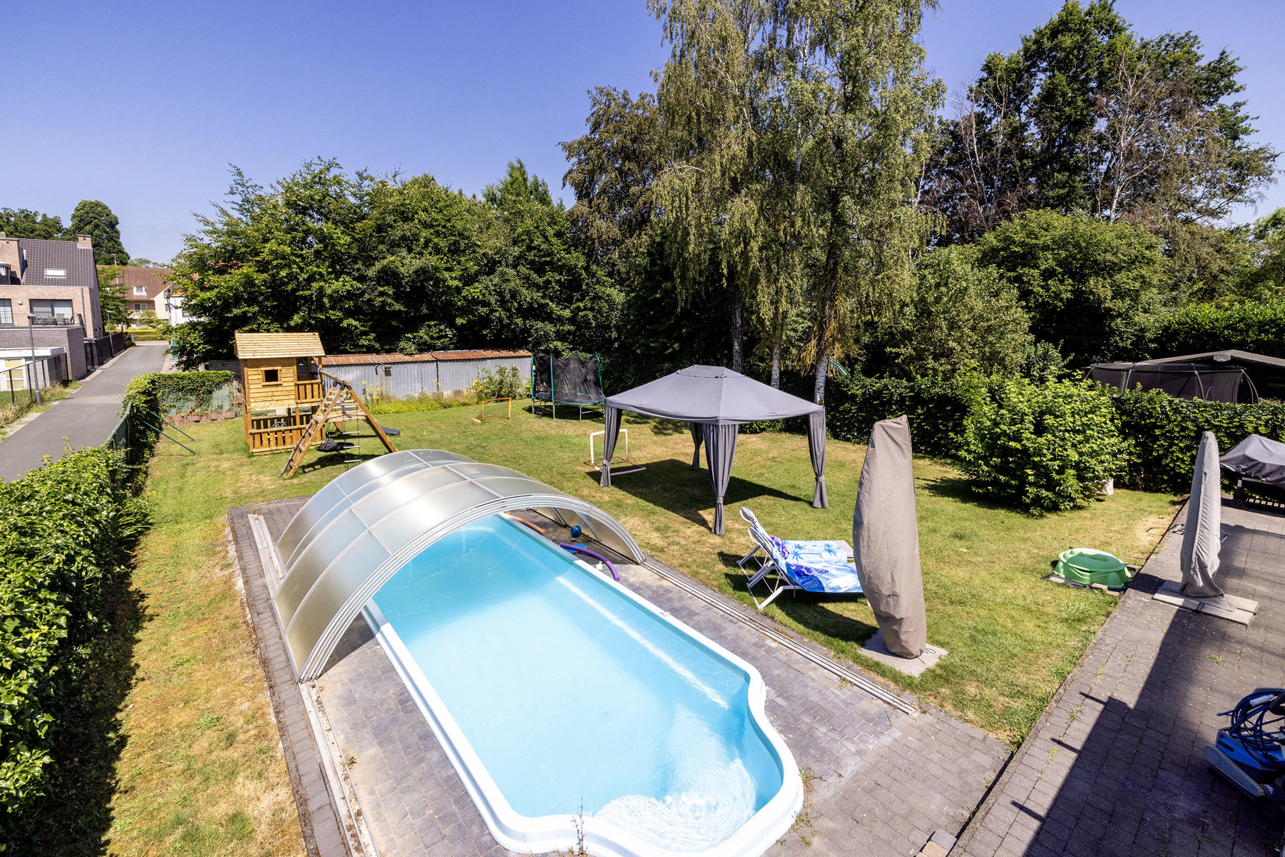 Instapklare gezinswoning 5 slp, 2 badk, tuin en zwembad - foto 4