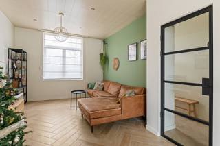 Instapklare, charmante woning te Essen zonder energetische renovatieplicht! Deze woning werd door de jaren heen steeds goed onderhouden en...