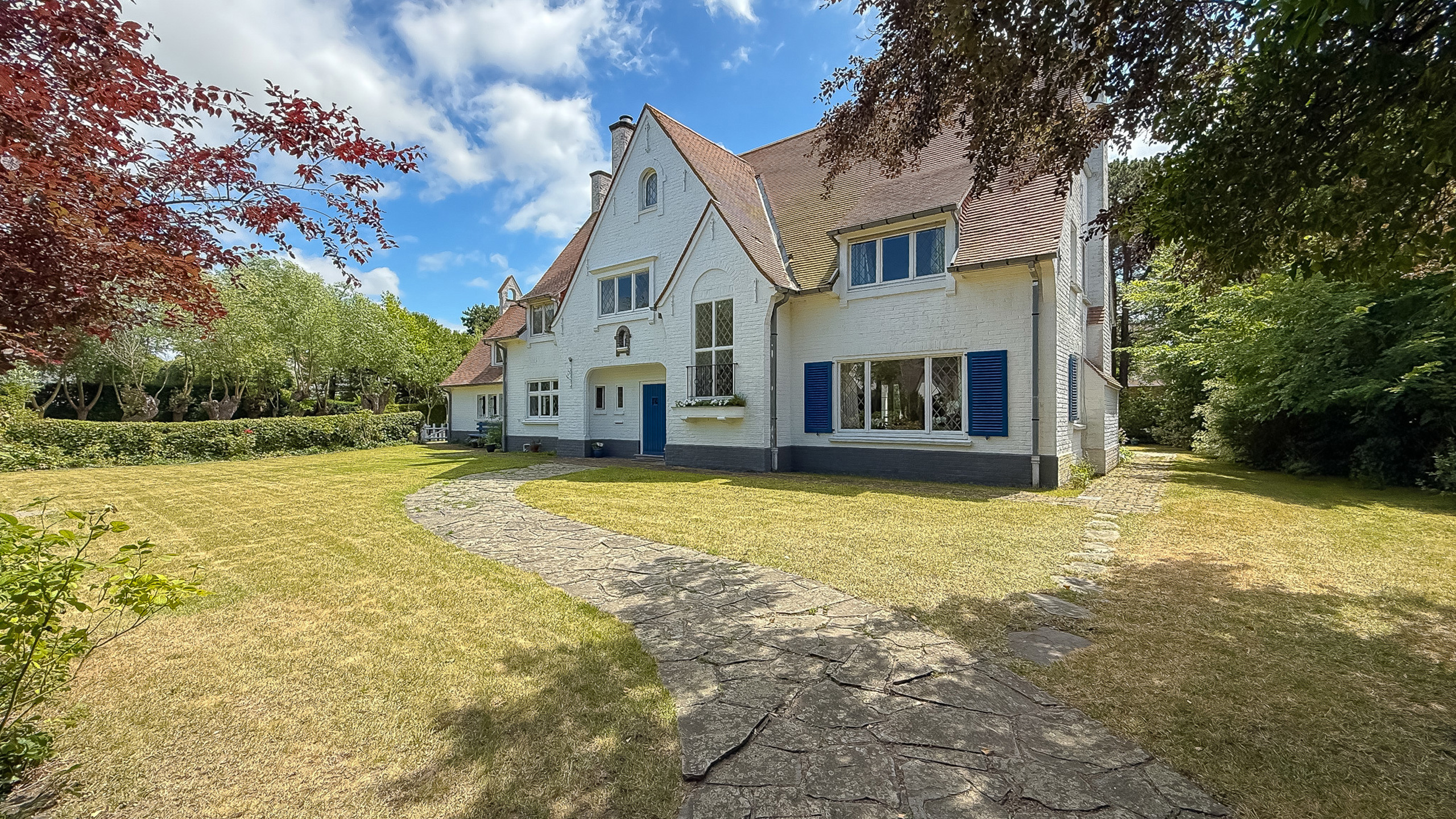 Karaktervolle villa met uitzonderlijk potentieel -TOPLOCATIE - foto 3