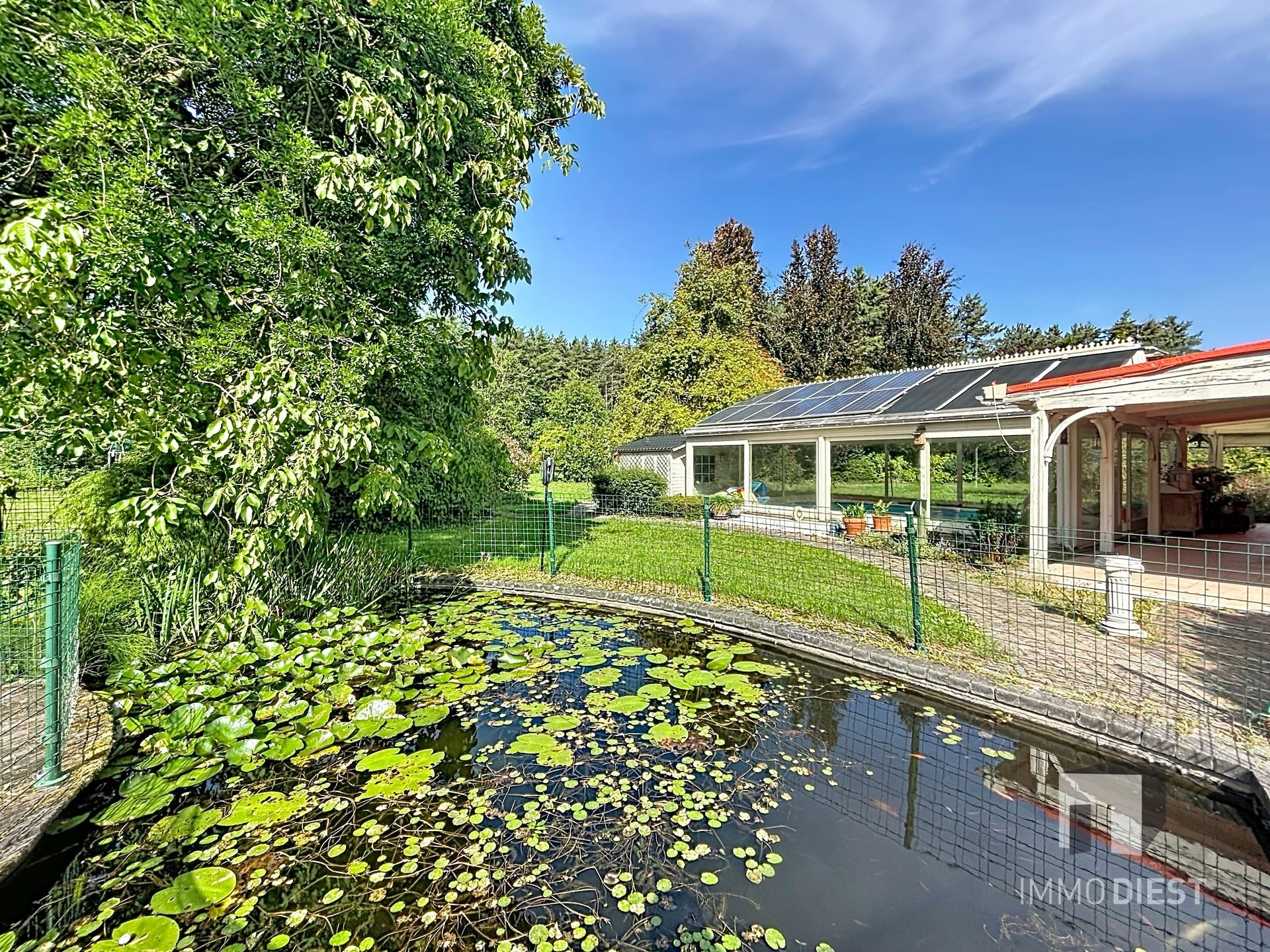 Villa met residentiele liggein op 60are met 8 slaapkamers - foto 5