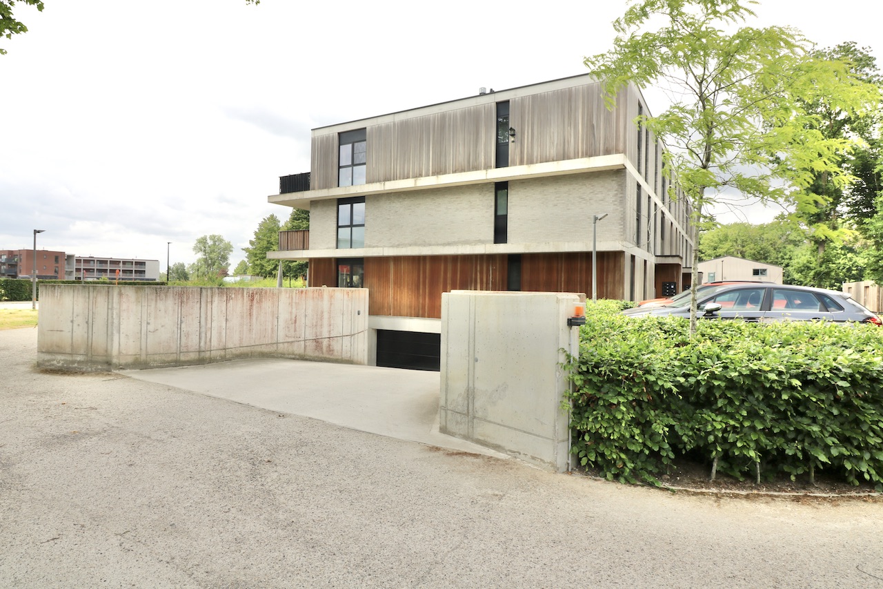 Garage for rent in Adegem - photo 3