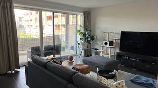 Dit instapklaar appartement is gelegen op de 1° verdieping in Dok Noord (rand van Gent), een super locatie (op wandelafstand van oa...