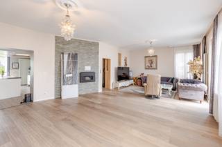 [[ DIT PAND NEEMT DEEL AAN DE ERA OPEN HUIZEN DAG OP 6/12 VAN 14:30 TOT 15:30 ]] ong&gt;LiggingDeze recent gerenoveerde woning met vijf slaapkamers...