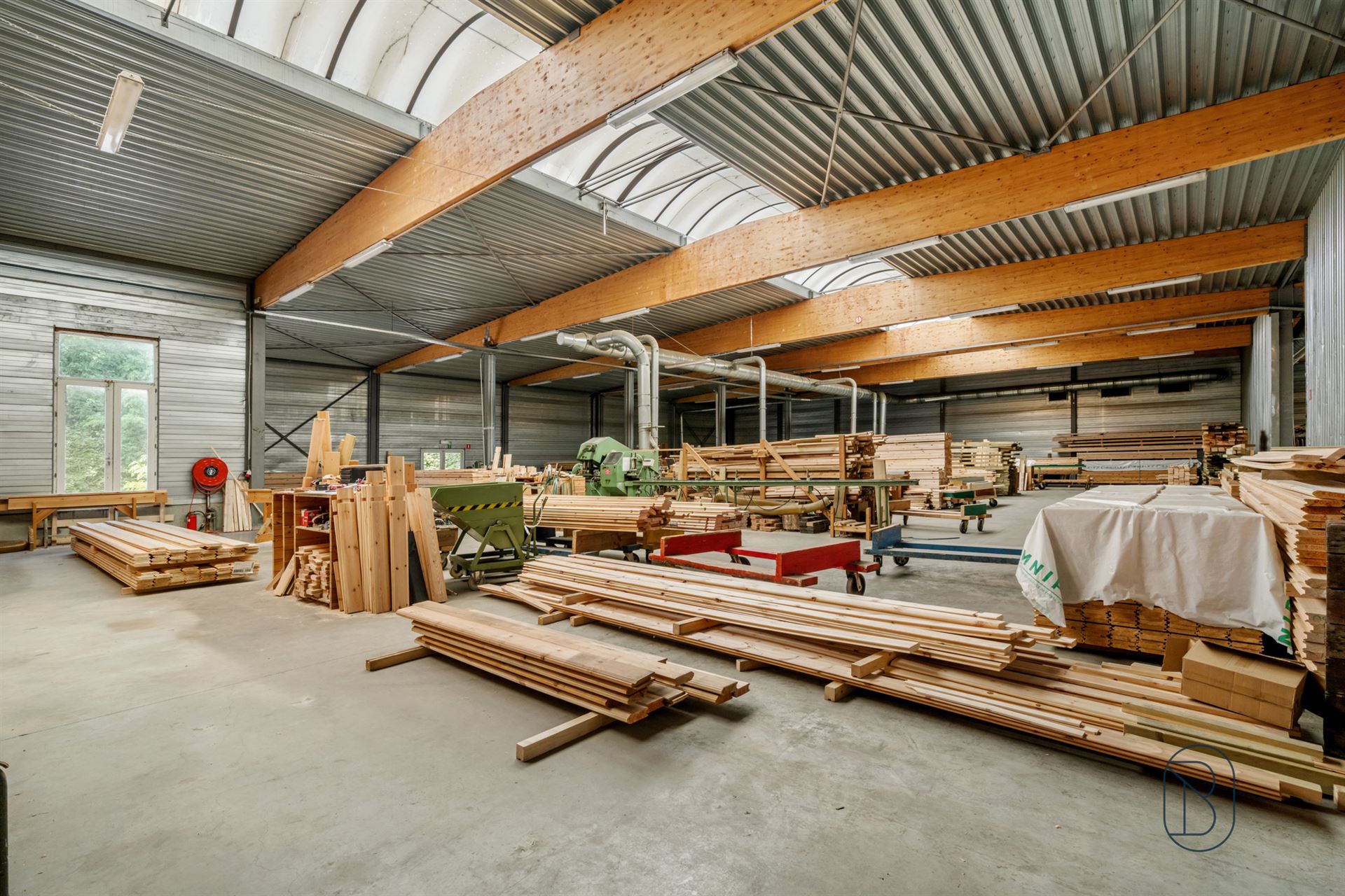 Loods met appartement + studio op 1,45 hectare - foto 5