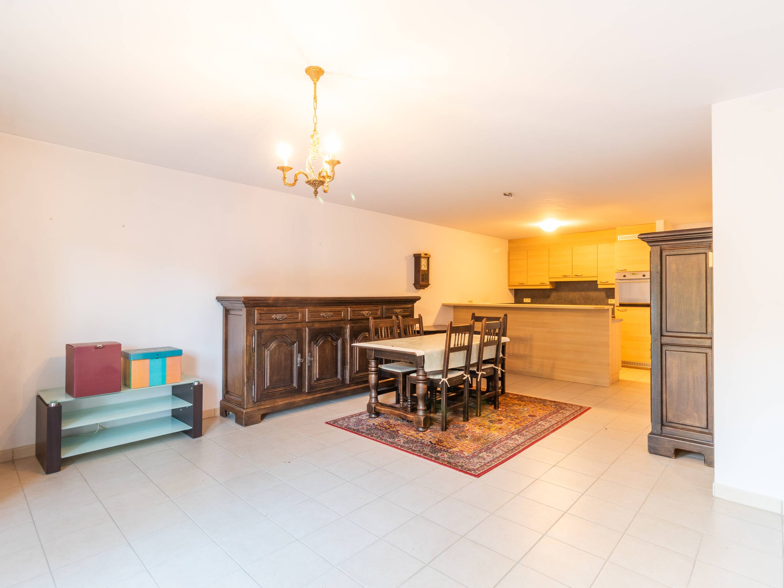 Ruim 2-slaapkamerappartement met terras en garagebox! - foto 4