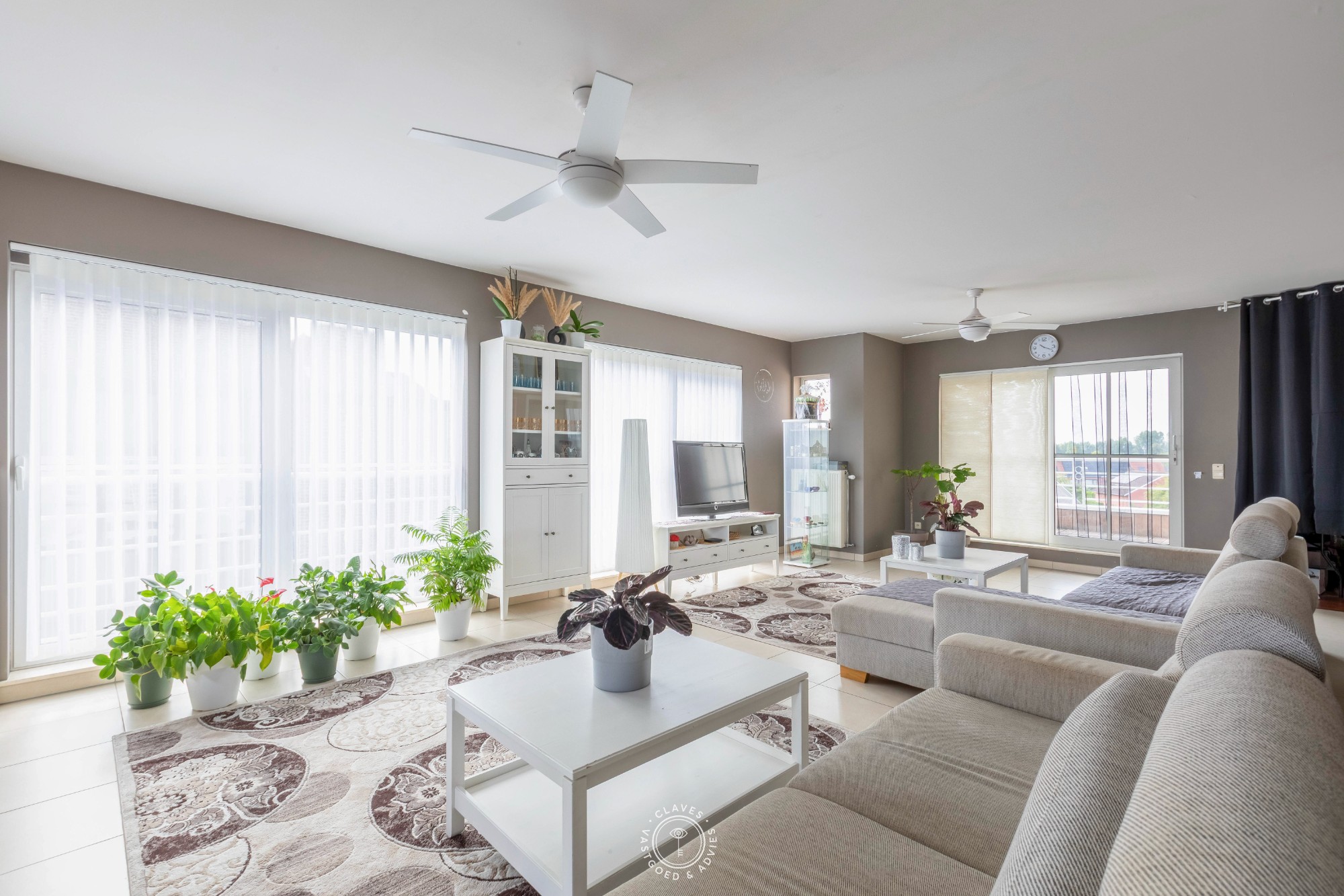 Imposant duplexappartement met een zee aan ruimte - foto 4