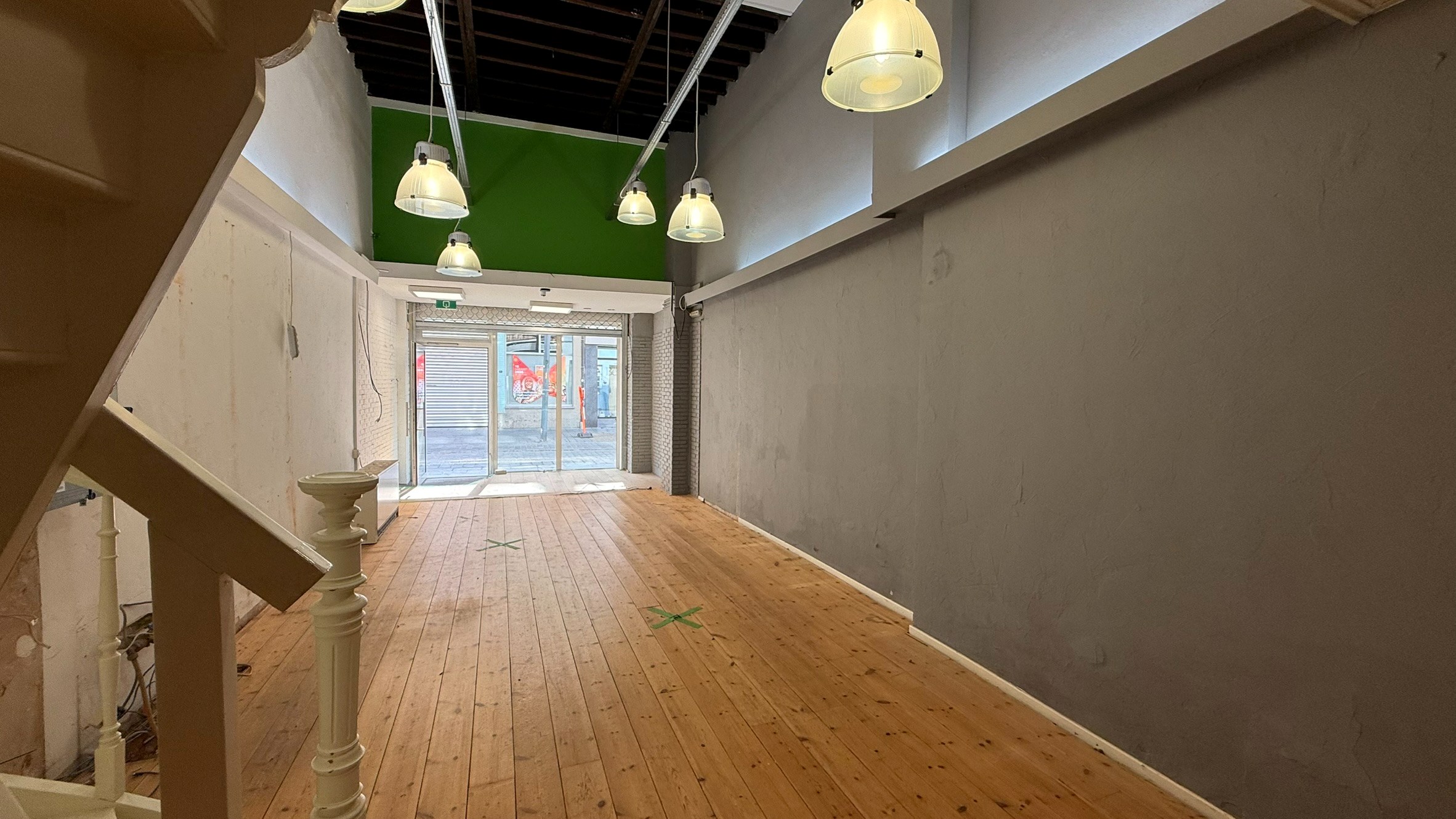 Commercial à louer à Maaseik - photo 5