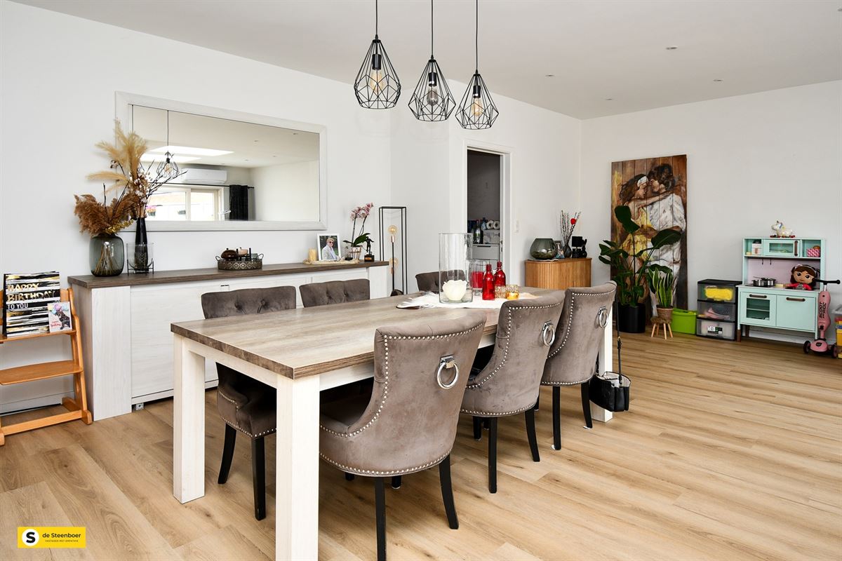 House for sale in Merksem with 4 bedrooms - photo 4
