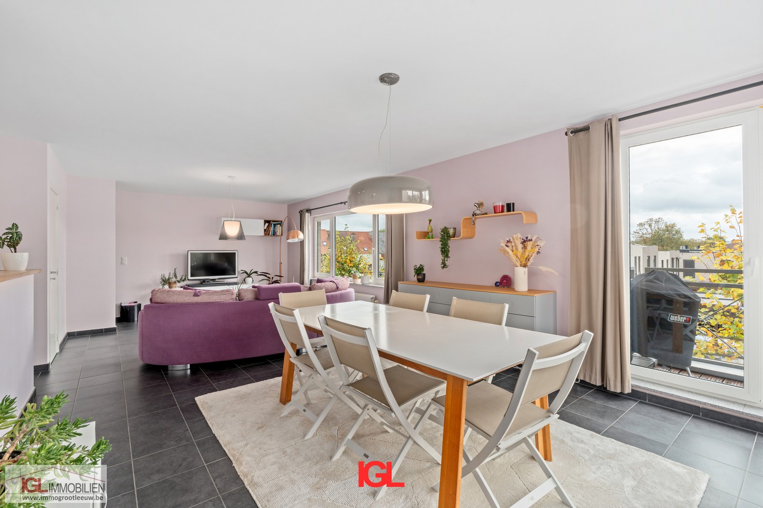 Ruim duplexappartement met 5 slaapkamers, een zonnig terras &amp; 2 staanplaatsen - photo 2