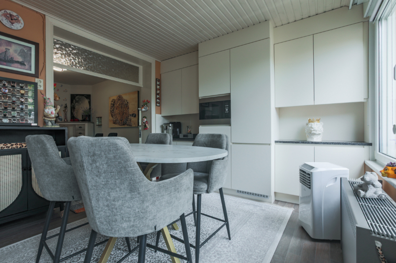 Rustig gelegen woning met 3 slaapkamers en tuinterras op een steenworp van het albertpark en de Leieboorden. - foto 4