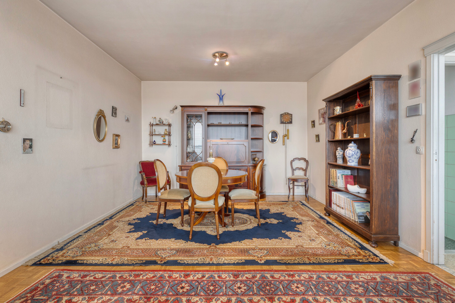 Te renoveren DAKAPP met 1 slk, groot terras en garagebox! - foto 4