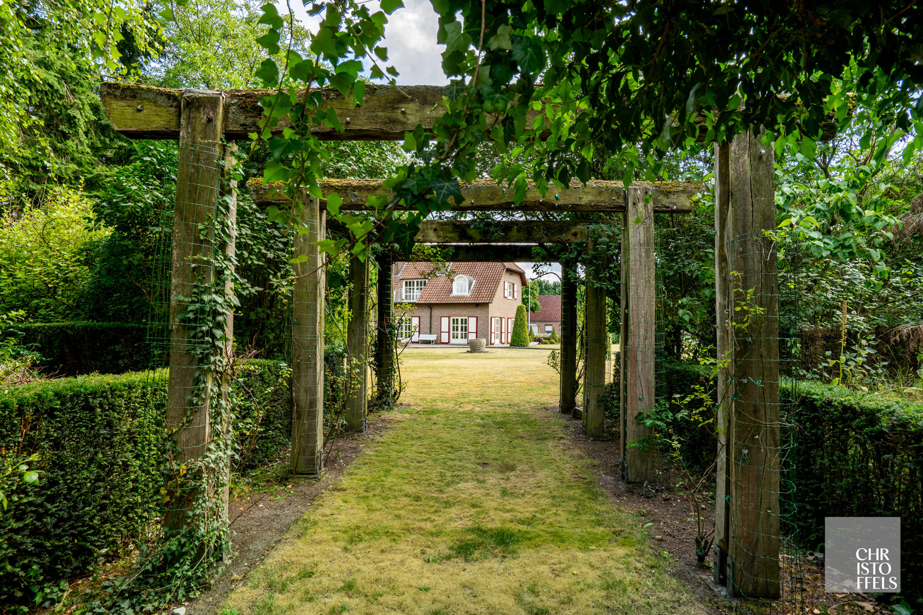 House for sale in Maaseik with 5 bedrooms - photo 2