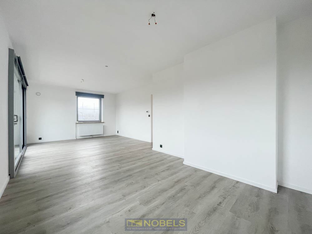 Te huur, gerenoveerd 2-slaapkamer appartement met garagebox te Eine (Oudenaarde) - foto 4