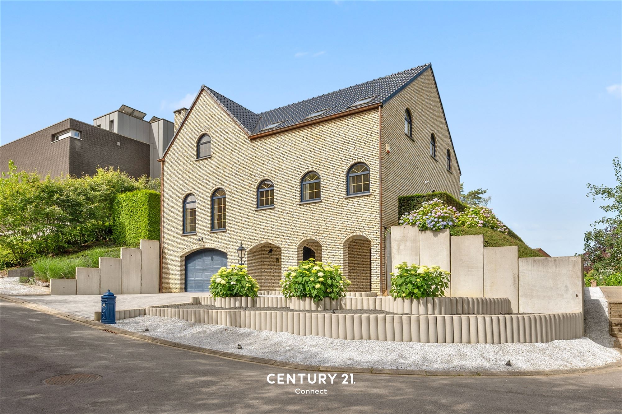 Maison - photo 1