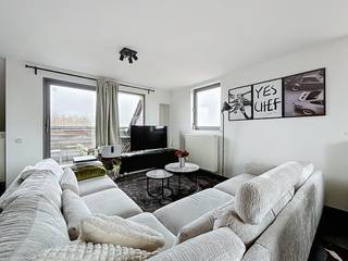 LIEU :Spacieux appartement duplex à louer à Adegem dans un endroit facile d'accès. L'appartement comprend 2 chambres et 3 terrasses avec vue sur...